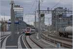 The LÉMAN EXPRESS on the way to Geneva by his stop in Lancy Pont Rouge     15.