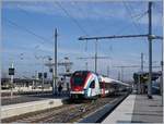 The SBB CFF LEX RABe 522 232 in Annemasse is the SL 2 to Coppet. 

21.01.2020