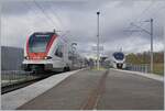 The SBB RAe 522 from Biel/Bienne is arriving at the Meroux Station. In the background is waiting the connection service to Belfort. The SNCF Coradia Polyvalent Régiolis 51629M makes this service. 

13.11.2025



