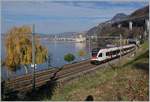 A SBB RABe 523 on the way to Villeneuve with the Castle of Chillon on the background.

23.11.2020