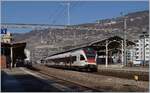 A SBB RABe 523 by his stop in Vevey.