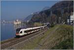 A SBB RABe 523 by the Castle of Chillon on the way to Lausanne.