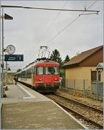 The SBB RBe 540 025-4 in Stein am Rhein. 

12.07.2004