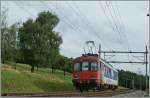 In the rush hours a RBe 4/4 is enough to assure the local traffic between Palezieux and Romont . 
by Oron, 10.08.2010