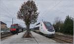 TGV Lyria to Lausanne and a SBB NPZ RBDe 562 to Neuchatel in Frasne.