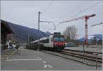 A SBB RBDe 560  Domino  is arriving at the Balsthal Station. 

21.03.2021