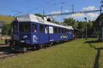 Riding tunnel cinema ABe 526 290 enters Sümiswald-Grünen on 18 May 2025. THis ex-BLS/RM EMU was rebuild as a riding cinema that performs movies during tunnel rides. The 290 bears RM marking of Regionalverkehr Mittelland, that became part of the BLS in 1997.