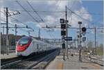 The SBB Giruno RABe 501 011  Thurgau  is the EC 308 from Bologna to Zürich and is leaving Parma.