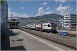 Two SBB RABe 511 on the way from Annemasse to St Maurice by his stop in Vevey.