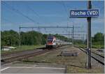 SBB RABe 511 on the way from Annemasse to St-Maurice in Roche VD.

12.05.2022