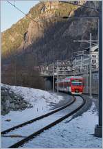 The RegionAlps RABe 525 041 is leaving the Le Chable Station.