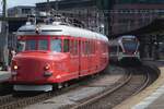 On 21 May 2022 the Churchill Arrow 1021 stands in Olten with an extra service to ZÜrich HB.
