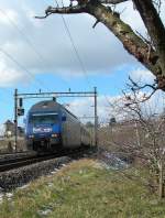 The SBB RailAway Re 460 with IR to Brig by Lutry.