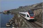 The SBB RABe 523 018 is the S2 on the way to Vallorbe between St Saphorin and Rivaz. 

09.03.2021