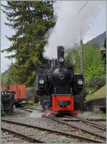 The SEG G 2x 2/2 105 of the Blonay Chamby Railway has received water and coal and is now returning to the museum station.

May 4, 2024