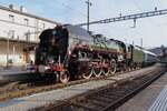 Another extra train, seen at OLten on 17 september 2023 was hauled by 141R-1244 of Verein Mikado 1244.