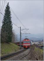 The AB BDeh 4/4 11  St Gallen  wiht a local train to Appenzell near the Stop Riethüsli.