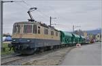 The IRSI Re 4/4 II 11387 in service with BAM is leaving Kiesweg in Gland to take its train to Morges, where the two BAM MBC Ge 4/4 21 and 22 will then take over the train for the onward journey to Apples.

March 4, 2024
