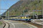 BOB local train to Grindelwald and Lauterbrunnen is leaving Interlaken Ost. 
09.04.2011