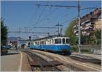 The MOB ABDe 8/8 4004  Fribourg  is arriving at Chernex.