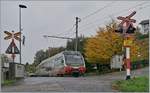 The MOB Be 5002 (Bt 242 Be f4/4 5002 and ABt 342) on the way to Zweisimmen by Planchamp. 

23.10.2020