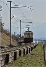 The MOB GDe 4/4 6003 by Planchamp with his Panoramic Express on the way to Montreux. 

17.03.2020
