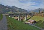 On the Grubenbach Bridge in Gstaad, the GoldenPass Express (GPX) is traveling from Interlaken Ost.  

6 Nov. 2024