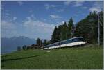 At Les Avents, an MOB Pe 30 is traveling towards Zweisimmen.