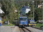 En Fontanivent, el MOB Ge 4/4 8001 viaja hacia Montreux con su tren. En la vía de apartado, se puede ver una de las dos locomotoras MOB Gm 4/4.

14 de octubre de 2026