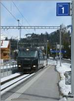 MOB Ge 4/4 with a Panoramic Express to Montreux is arriving at Saanenmsser.