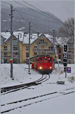 The CEV HGe 2/2 N° 1 arrives at Blonay train station with the Xrot 91 from Les Pleiades.