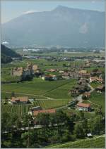 View on the Castle of Aigle an a small ASD Train on the way to Les Diablerets. 
22.08.2013