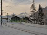 The ASD Bt 434 and the BDe 4/4 403 by Vers l'Eglise on the way to Les Diablerets.