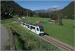 Strax efter hållplatsen Plan Morier trafikerar TPC ASD ABe 4/8 473 som R71 på väg mot Les Diablerets.