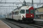 TPF local train to Fribourg in Ins.