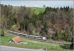 A SBB RABDe 560  Domino  is the TPF S-Bahn service between Pensier and Courtepin on the way to Murten.