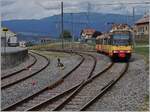 The  new  TRAVYS Be 4/8 004 (94 80 0450 004-7) comming from Orbe is arriving at Chavornay.