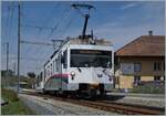 The AV (ex WSB ex AAR) Be 4/4 17 on the way to Menziken in Zetzwil. 

26.08.2022