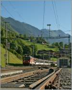 A  zb  De 110 with an IR is approaching Oberried am Brienzersee.