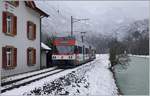The Zentralbahn Be 125 013 (ex CEV GTW Be 2/6 7004  Montreux ) is arrivng shortly at the Aareschlucht West Station.