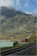 In a few time this Bernina Express will by on highest point of his Journey: Bernina Osoizia.