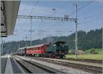 Na tradycyjnym targu Gotthelf w Summiswald specjalny pociąg OeBB z Balsthal, który w ostatnich latach stał się tradycją, dociera do celu Summiswald Grünen.