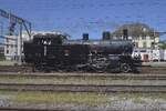 SBB Historic Habersack 5819 is passing slowly through Brugg AG station on 23 May 2026 whilst visiting the nearby works of SBB Historic that double as base for Verein Mikado 1244, who organise an Open Weekend with much extra steam trains every Pentecost Weekend. 