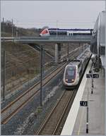 A TGV Lyria and the Z 27582 in the Belfort Montbéliard TGV and Meroux TGV Station.