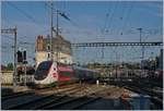 The TGV Lyria 4727 to Paris is leaving Lausanne.