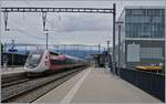 The TGV Lyria 4723 in Prilly-Malley on the way from Lausanne to Paris Gare de Lyon.