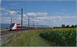 TGV Lyria 4721 on the way from Paris to Lausanne near Arnex. 

14.07.2020