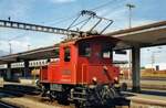 On 27 May 2002 SBB Tm 140 wants the onlooker to 'stop risk' at the station of Buchs SG.