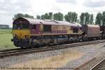 Ely, EWS Class 66, 66096 waiting at the signals, 09.05.2011