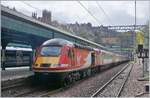 A HST 125 Class 43 VIRGIN EAST-COAST Service to Aberdeen in Edinburgh with the power cars 43208.